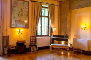 Курортные отели Zabola Estate - Transylvania Зэбала The Ármin Room-8